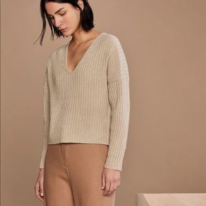 Everlane wool cashmere v-neck crop sweater